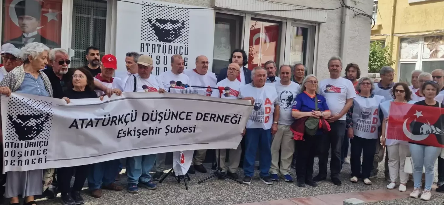 ADD Eskişehir Şubesi’nden Teğmenlere Destek Açıklaması