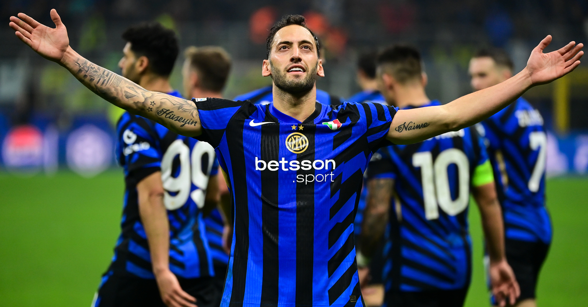 Hakan Çalhanoğlu, Inter’de ayın futbolcusu seçildi