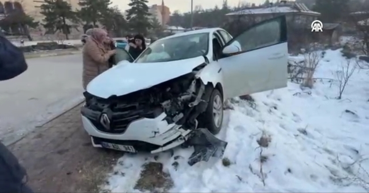 Yozgat’ta yollardaki “buzlanma” kazalara neden oldu