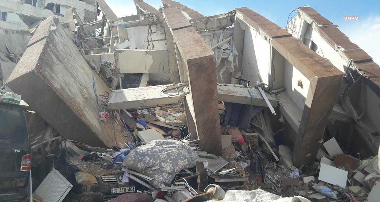 69 kişiye mezar olan Fuat Koku Sitesi davasında 3 sanığına yakalama kararı